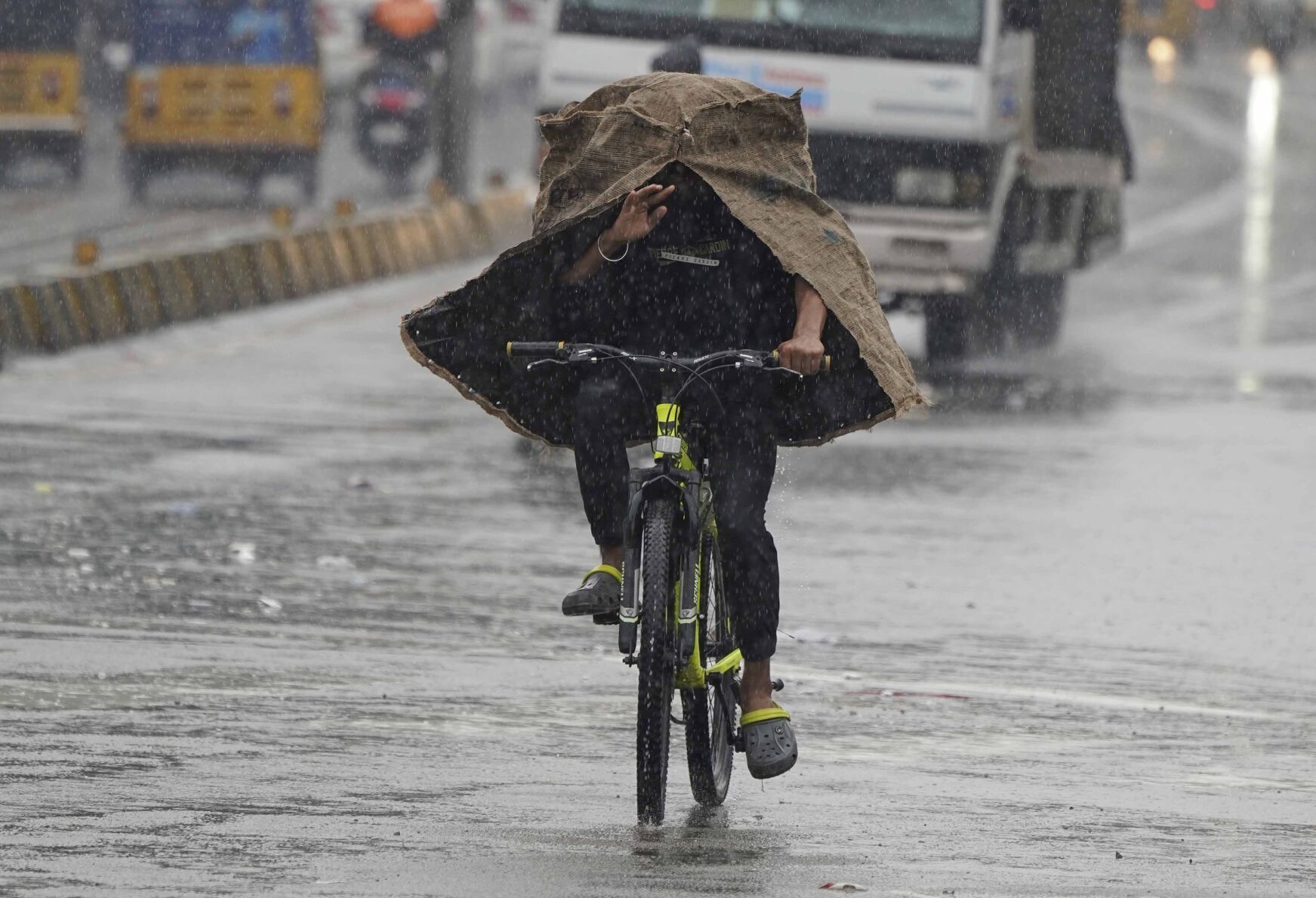 APTOPIX India Monsoon